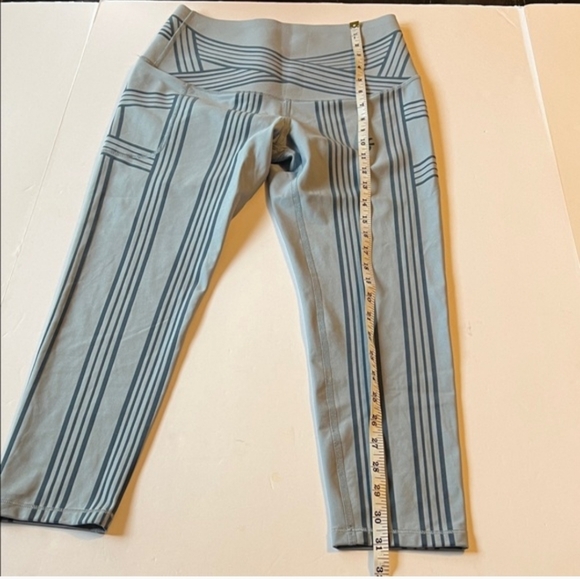 PowerBand Resistance 7/8 Leggings Reversible Wear EUC Size XL Activewear Sporty - Picture 5 of 6